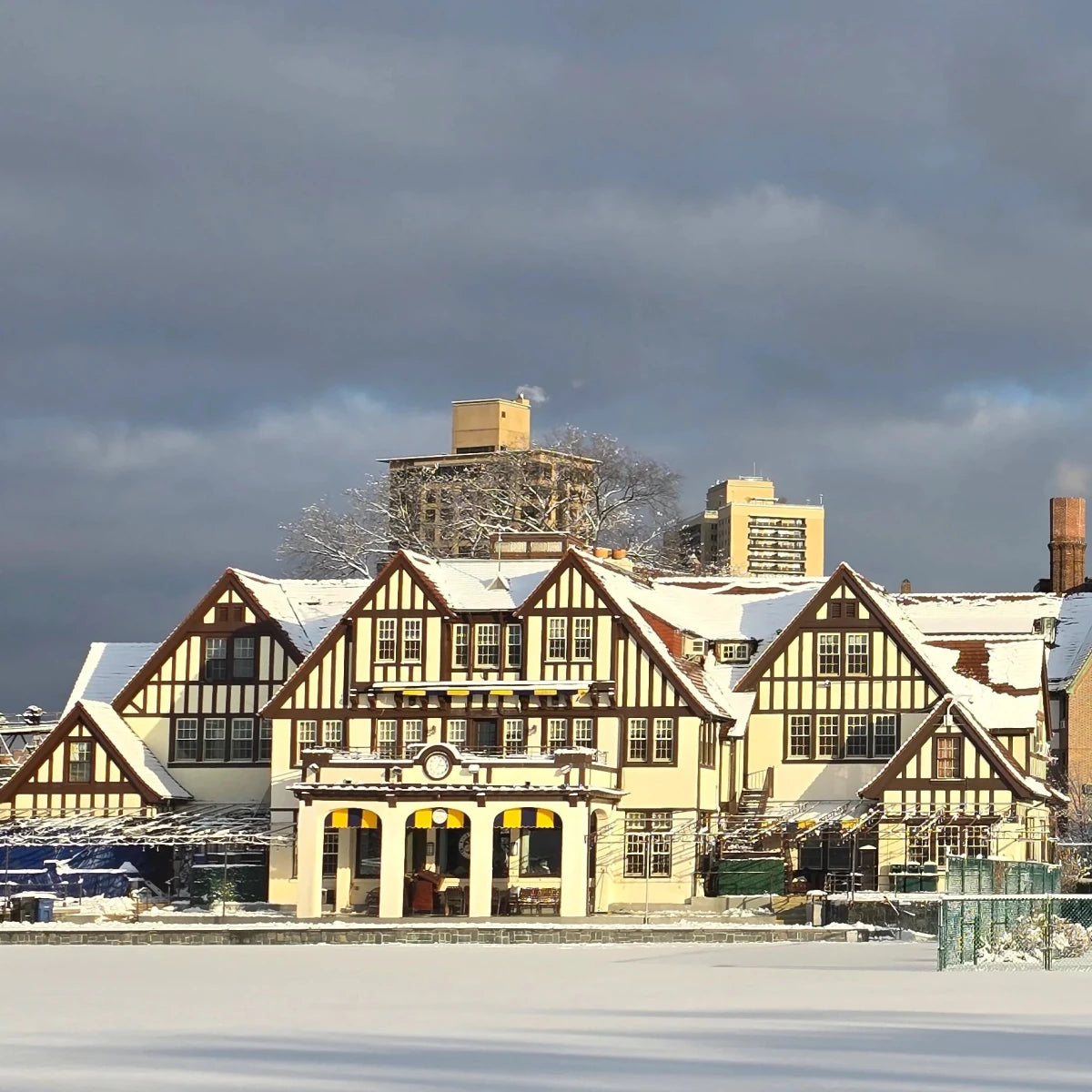 Snow day Essentials - Aida Bicaj